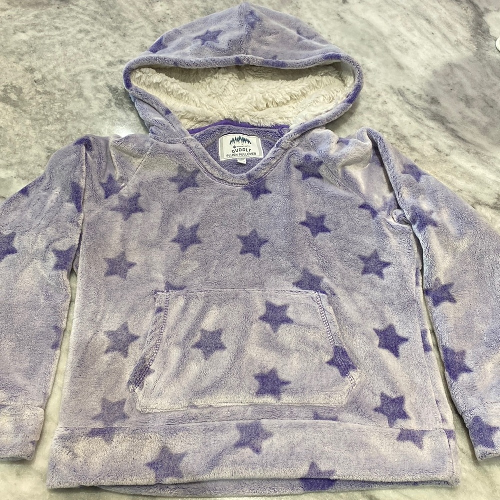 Cuddly plush pullover sweatshirt.  Purple with stars. Girls 14/16